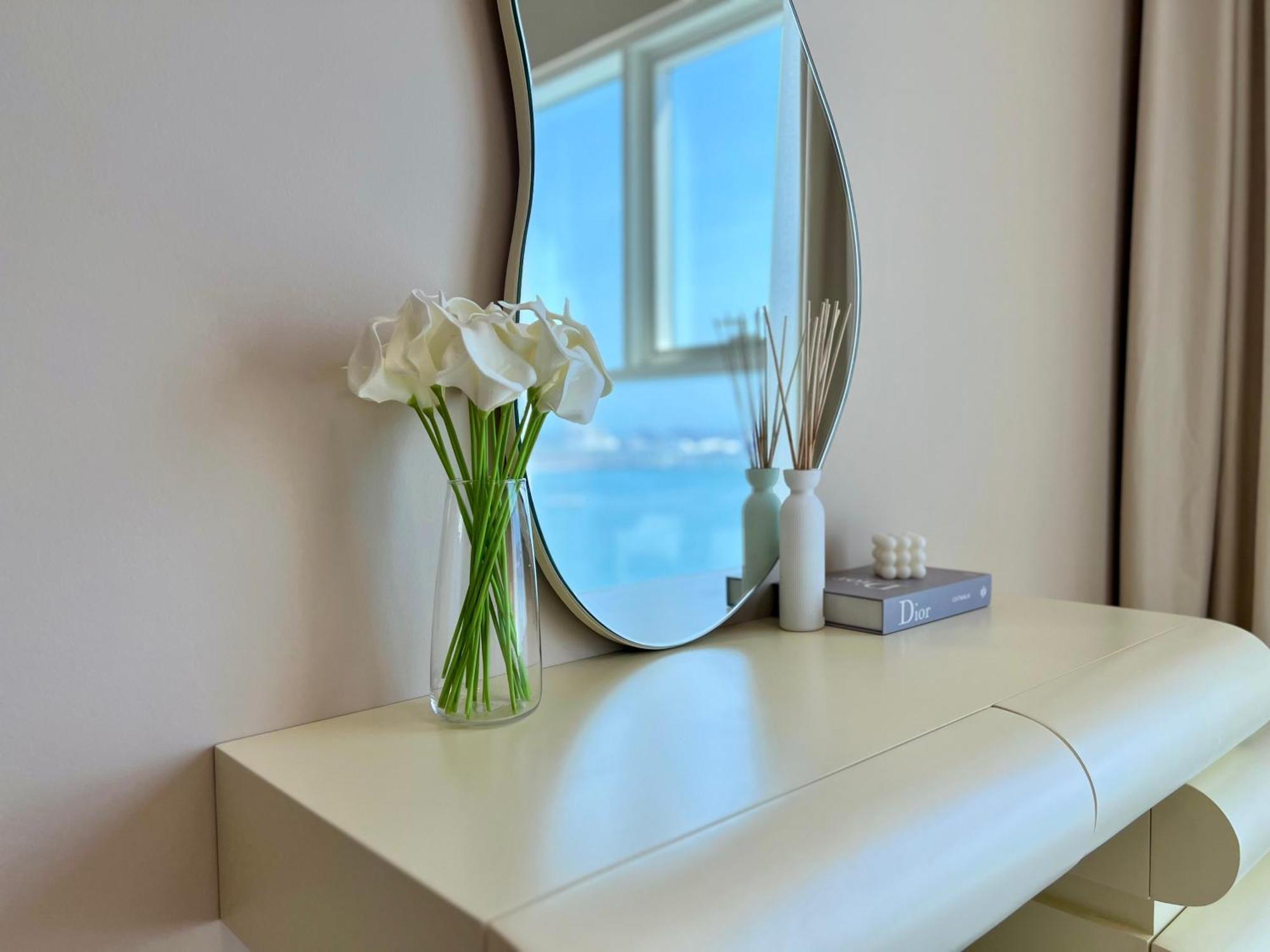 Attractive With Louvre And Full Sea View On Reem Island Apartment
